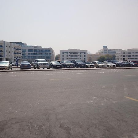 דובאי Abree Building New Hostel מראה חיצוני תמונה