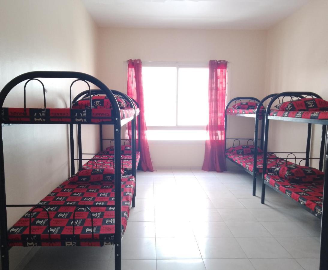 דובאי Abree Building New Hostel מראה חיצוני תמונה