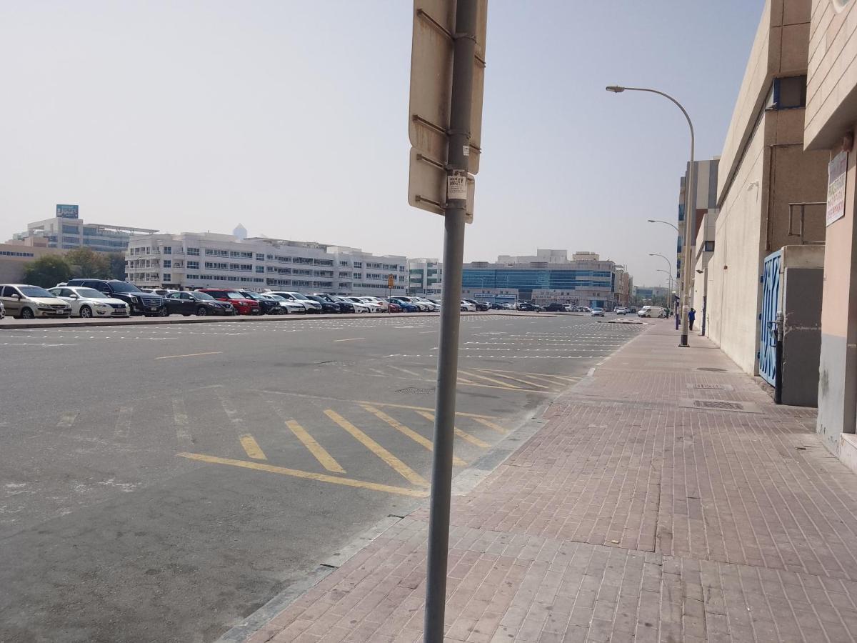 דובאי Abree Building New Hostel מראה חיצוני תמונה