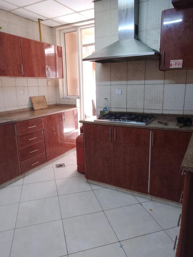 דובאי Abree Building New Hostel מראה חיצוני תמונה