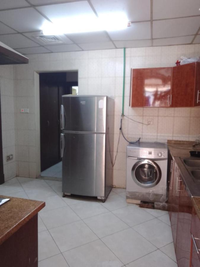 דובאי Abree Building New Hostel מראה חיצוני תמונה