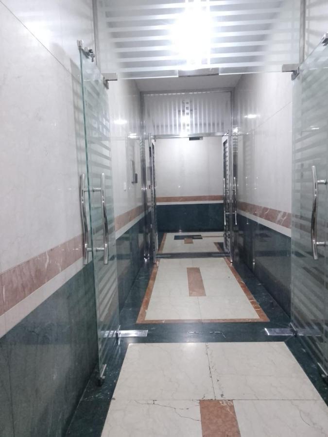 דובאי Abree Building New Hostel מראה חיצוני תמונה