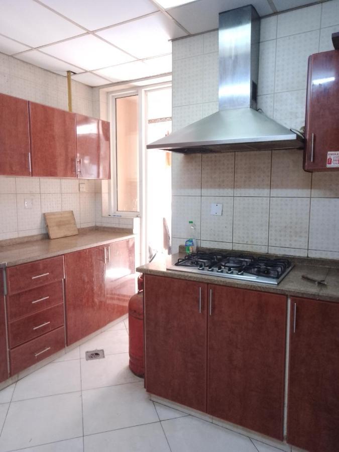 דובאי Abree Building New Hostel מראה חיצוני תמונה